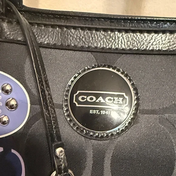 Coach Black Signature Graphic Tote + Matching Wristlet Set Zip Top VGUC - Picture 6 of 15